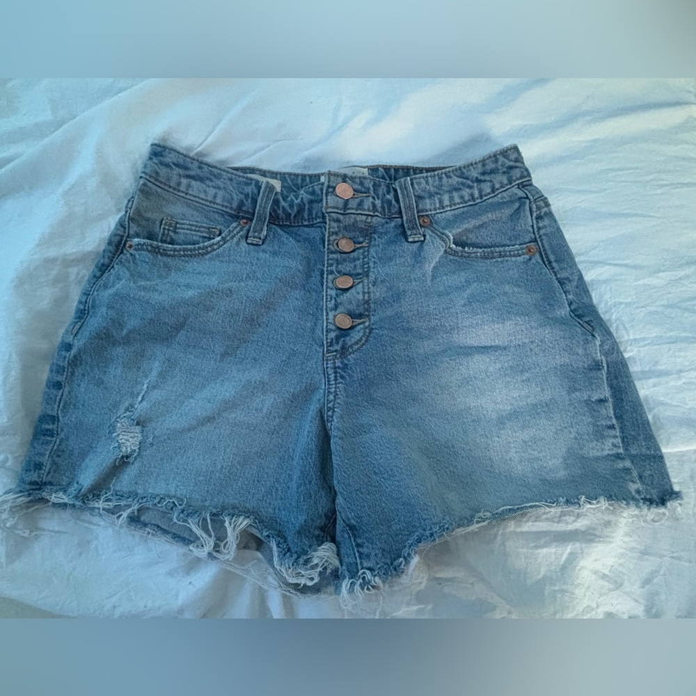 Universal Thread Blue Jean Shorts with Distressed Hem
